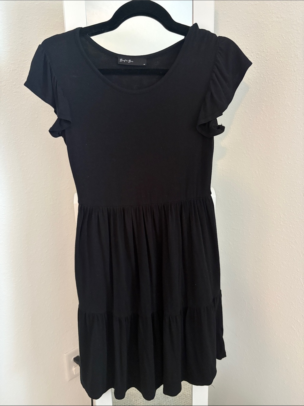 Women's Black Ruffle Sleeve Tiered Mini Dress